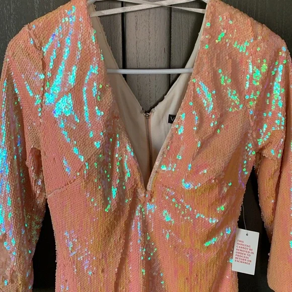 XS VENUS sequin pink mini dress with 3/4 length sleeves - Picture 4 of 4